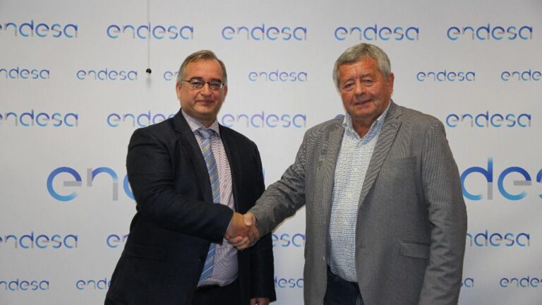 Endesa y La Federación de Estancias Turísticas Vacacionales