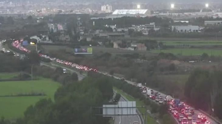 colapso autopista aeropuerto