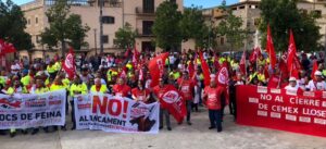 www.mallorcadiario.com_galerias-noticias_galerias_526468_manifestacioncemexlloseta_4_