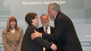 A la derecha, Gonzalo Espino