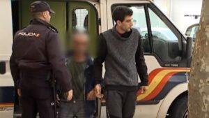 pase padre bebe maltratado