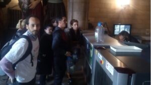 vecinos corea garrafa agua cort