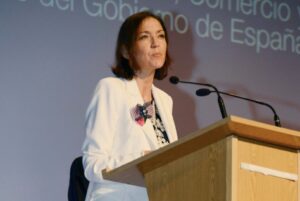 La ministra de Industria, Reyes Maroto