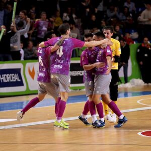 www.mallorcadiario.com_galerias-noticias_galerias_528189_palmafutsalelpozo_9_