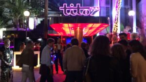 Tito's abre de nuevo sus puertas