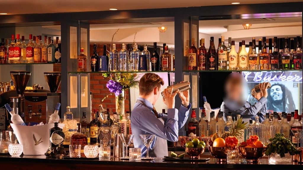 camarero barman