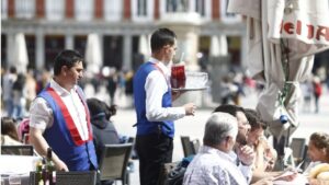 camarero sector servicios trabajo