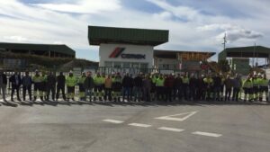 cemex trabajadores bloquean accesos