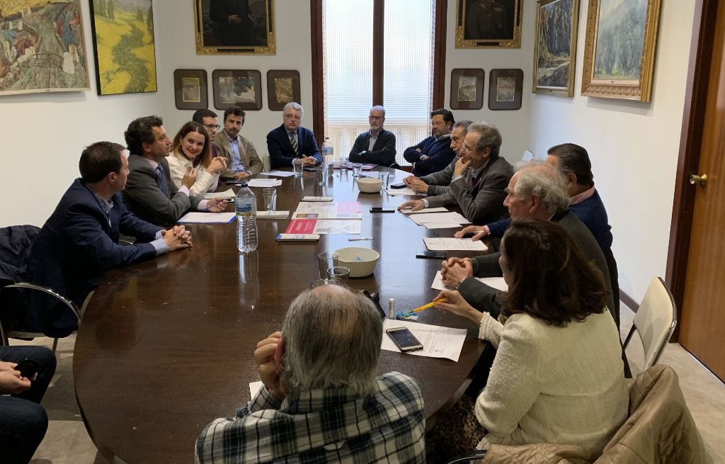 reunión con Fomento del Turismo