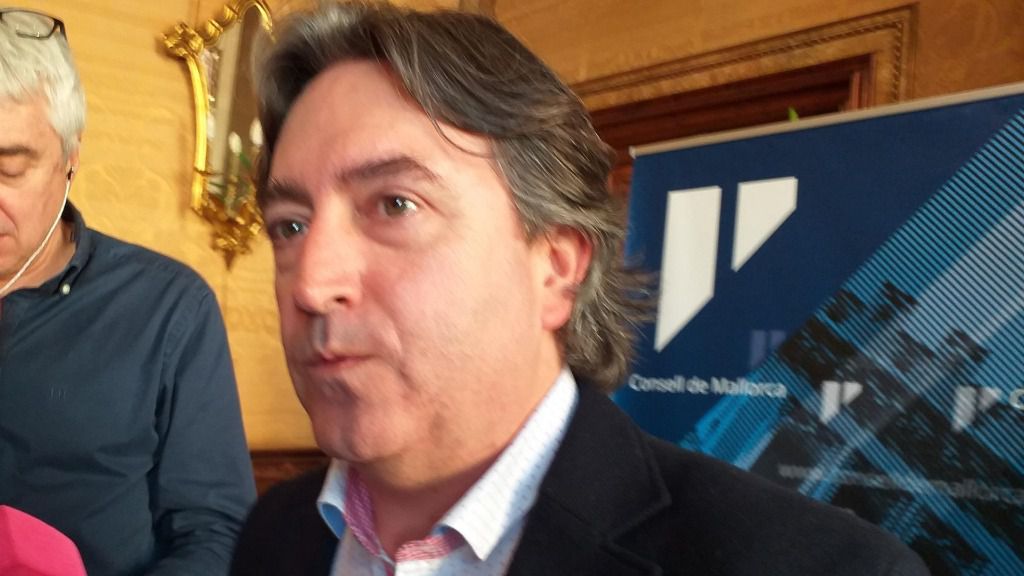 Mauricio Rovira