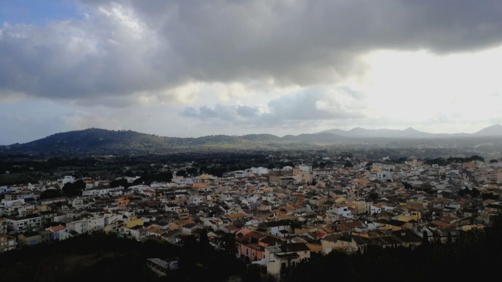 Arta murallas nubes