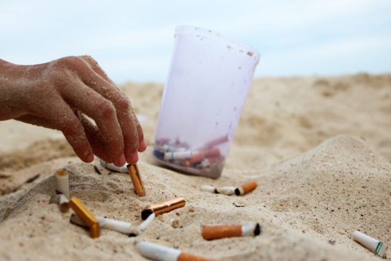 cigarro tabaco playa