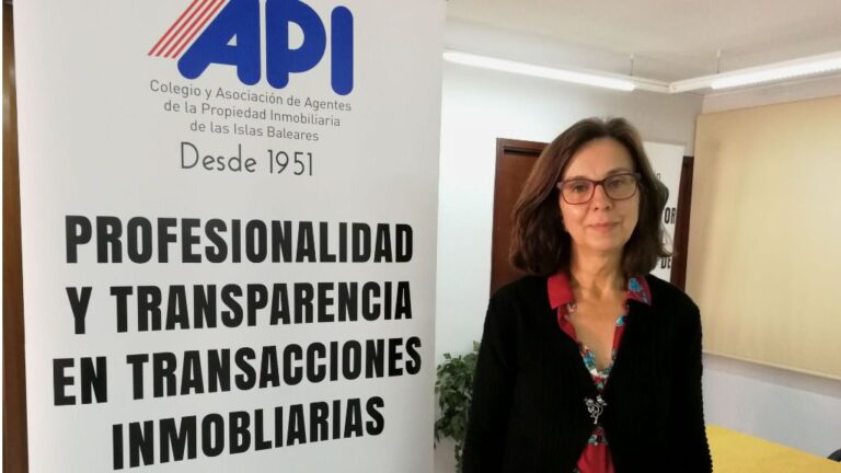 Natalia APIS agente inmobiliario