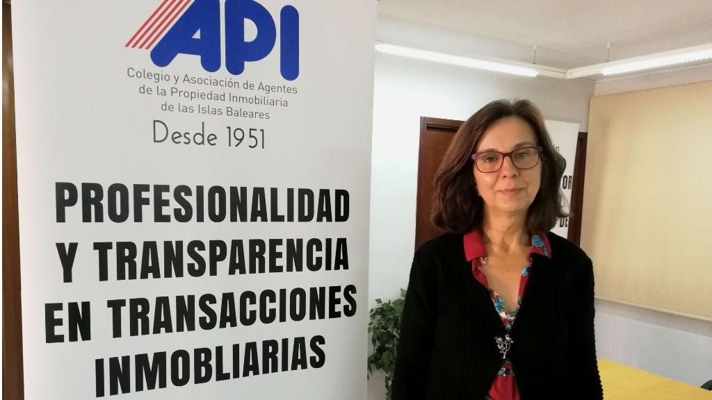 Natalia APIS agente inmobiliario