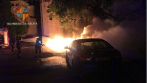 Incendio provocado en contenedores de Palma