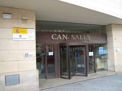 Biblioteca Can Sales