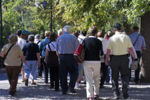 turistas ancianos imserso