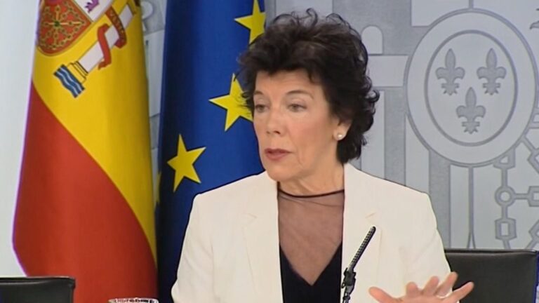 ministra celaa