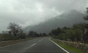 carretera temporal lluvia