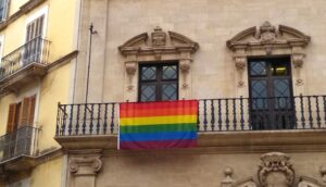 balc&oacute;n lgtbi cort