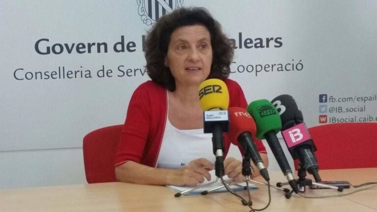 fina santiago