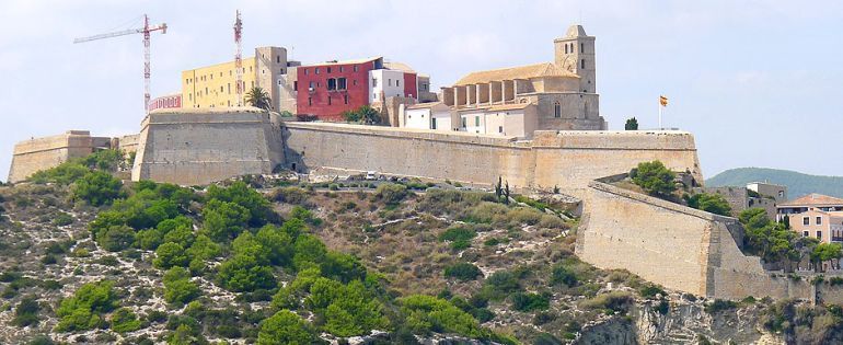 dalt vila ibiza parador