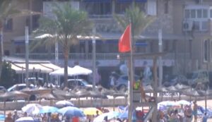 bandera roja ciutat jard&iacute;