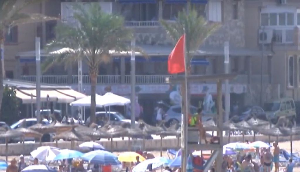 bandera roja ciutat jardí