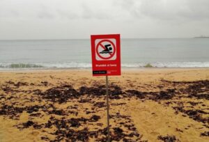 prohibido el ba&ntilde;o