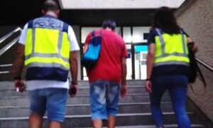 detenido abuso sexual