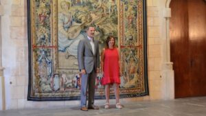 Felipe VI y Francina Armengol este lunes en el Palacio de l'Almudaina