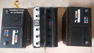 sucesos robo bater&iacute;as