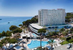 hoteles calvia beach