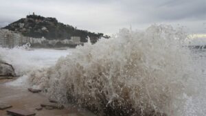 tormentas mar olas