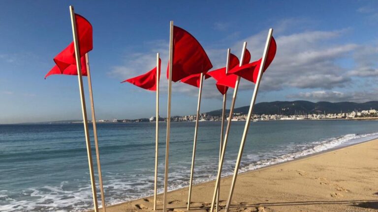 can pere antoni bandera roja