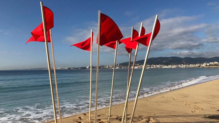 can pere antoni bandera roja