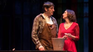 Ana Torrent y Carmelo G&oacute;mez