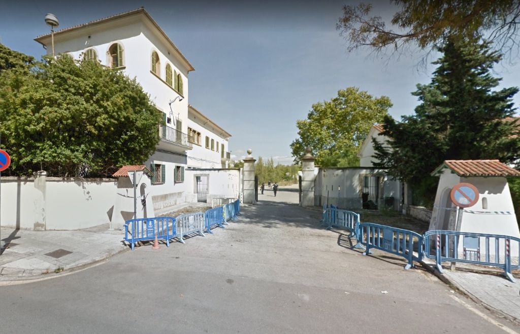 Son Busquets cuartel palma