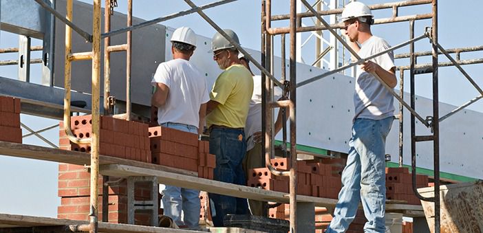 trabajadores construcción
