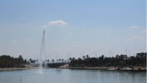 fuente catedral sol buen tiempo cielo despejado calor