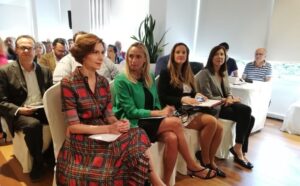 bel oliver maria frontera