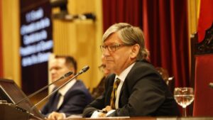 parlament vicen&ccedil; thomas