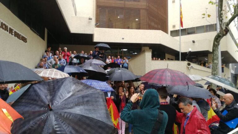 concentración respaldo policía Cataluña