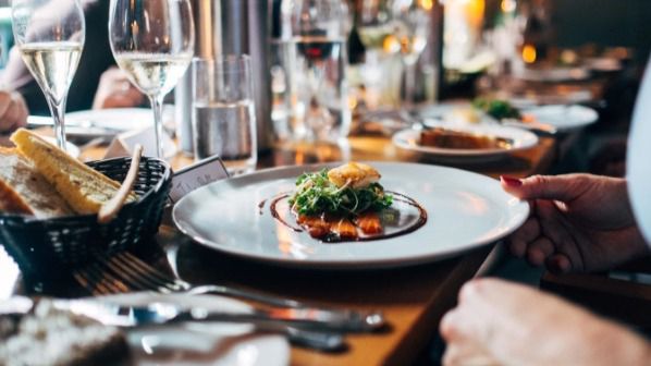 restaurante plato comida hosteleria