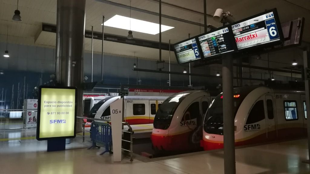 metro tren
