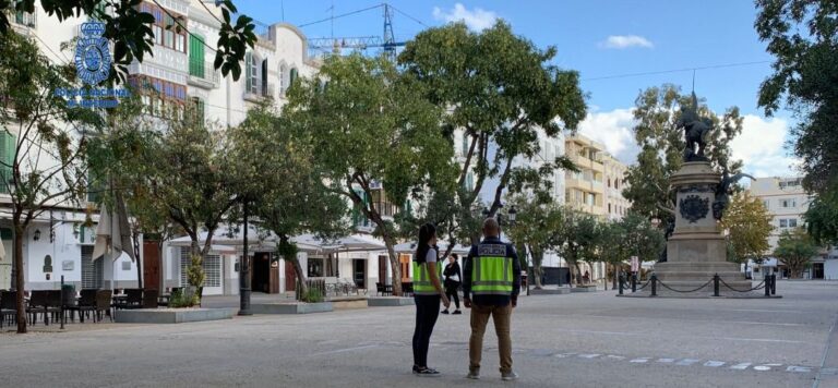 policía ibiza