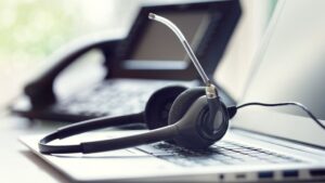 atenci&oacute;n telef&oacute;nica