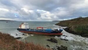 barco encallado galicia