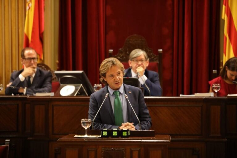 Jorge Campos Vox Parlament