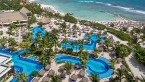 bah&iacute;a pr&iacute;ncipe riviera maya